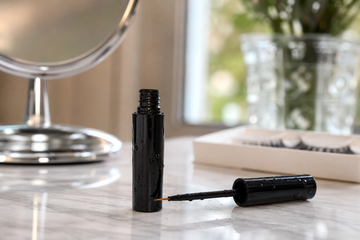 Waterproof Eyelash Glue: Your 24-Hour Lash Secret