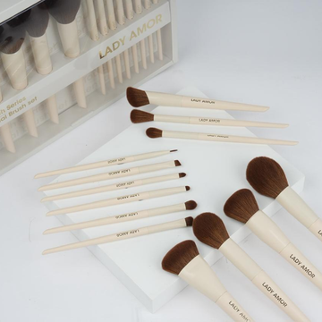 LADY AMOR – AirTouch Series • 13-Piece Essential Brush Set